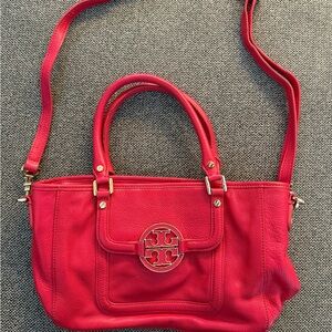 Tory Burch Amanda hot pink